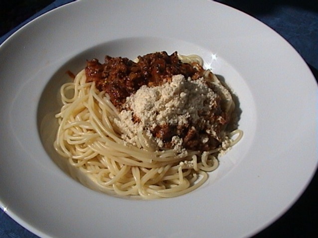Spaghetti mit Fleischsauce (Bolognese)